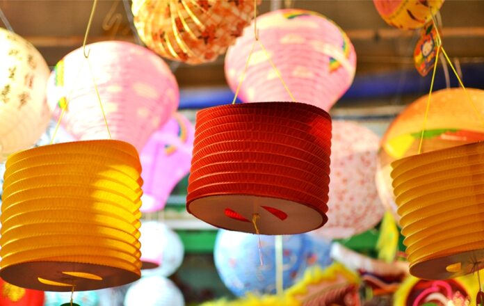 Lồng đèn giấy hình trụ ống