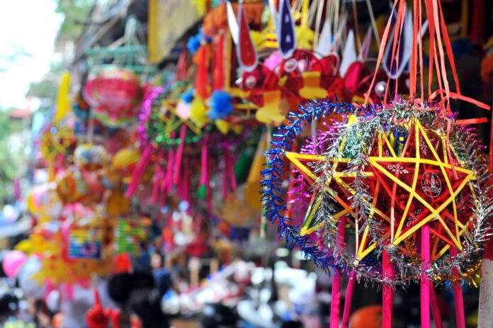 LỒNG ĐÈN ÔNG SAO GIÁ RẺ